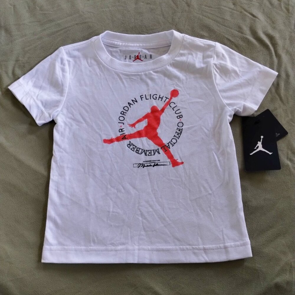 NWT Nike Jordon Boys / Girls 3T Top--#34